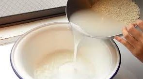 کاهش پسوریازیس با لوسیون طبیعی از آب برنج